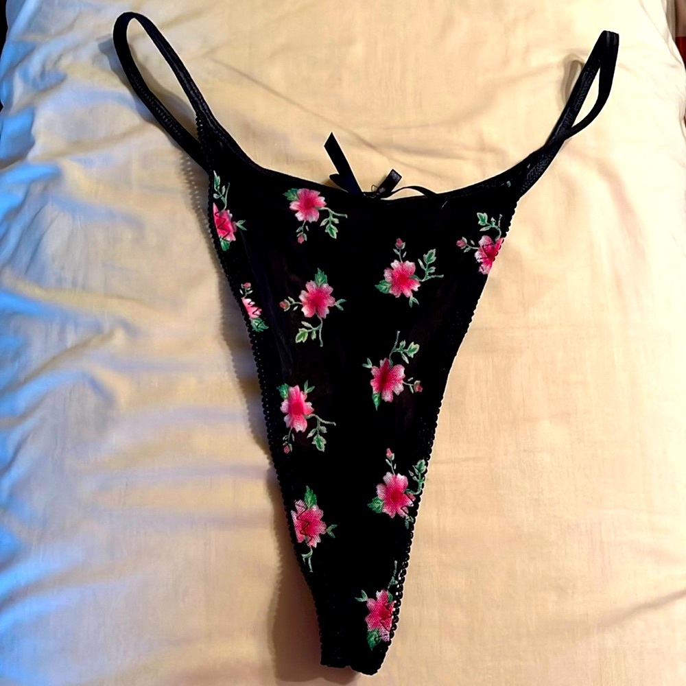 New Vintage Sheer Mesh Black Floral Thong satin bow trim high cut rise 1990s Y2K